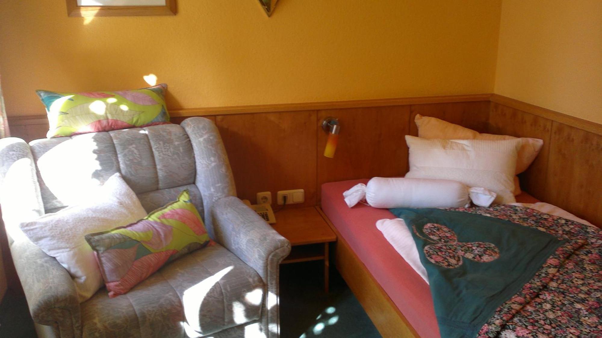Hotel Vinum Niederwurschnitz Room photo